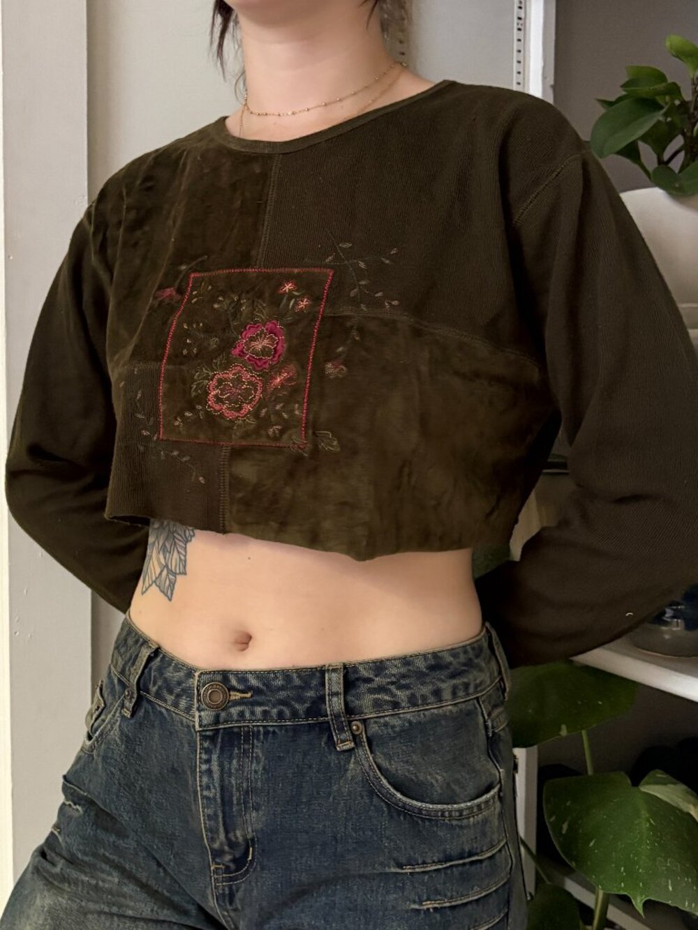 Vintage Embroidered Patchwork Pullover - M